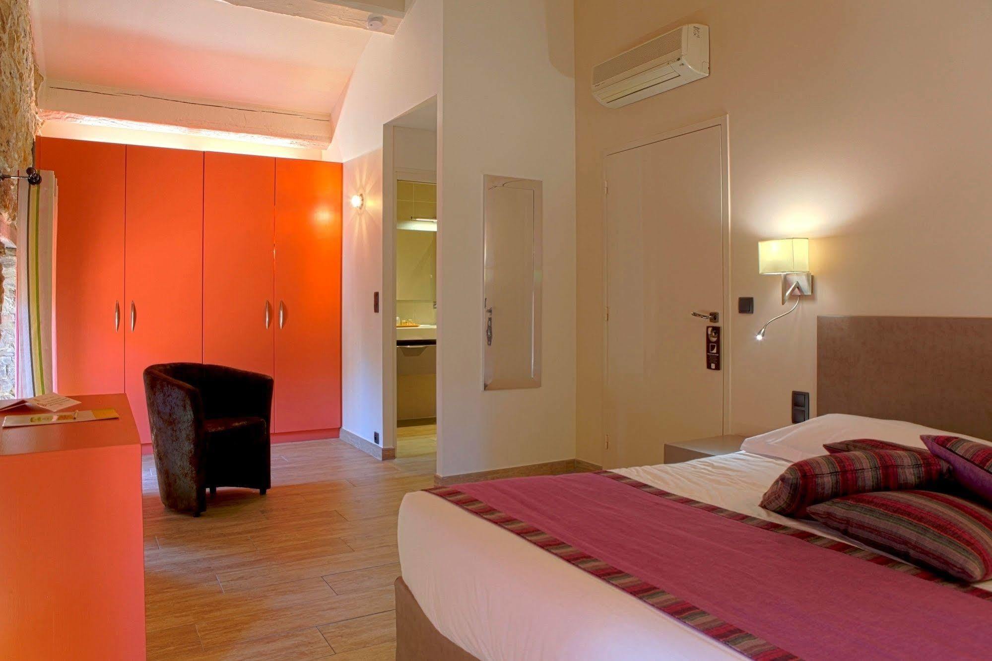 Logis Restaurant Du Vigneron 2*